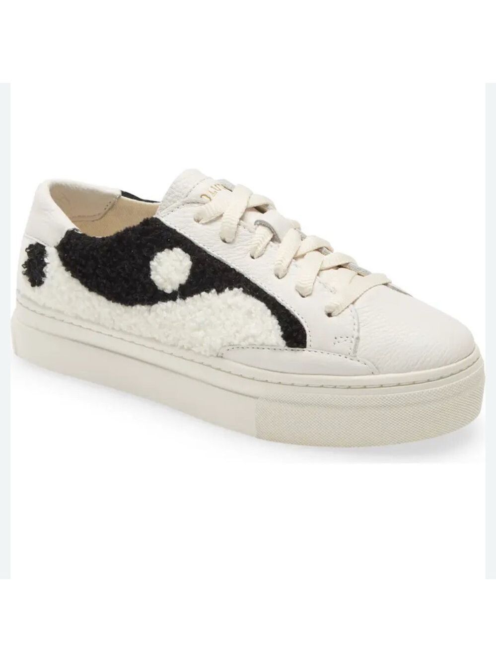 Soludus yin yang fuzzy textured platform Black and White Sneakers size 8.5